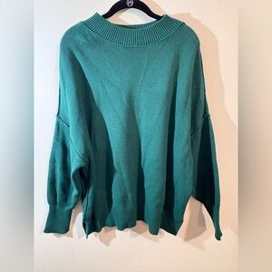 Zesica Women’s Medium sweater emerald green oversized mock neck pullover sweater